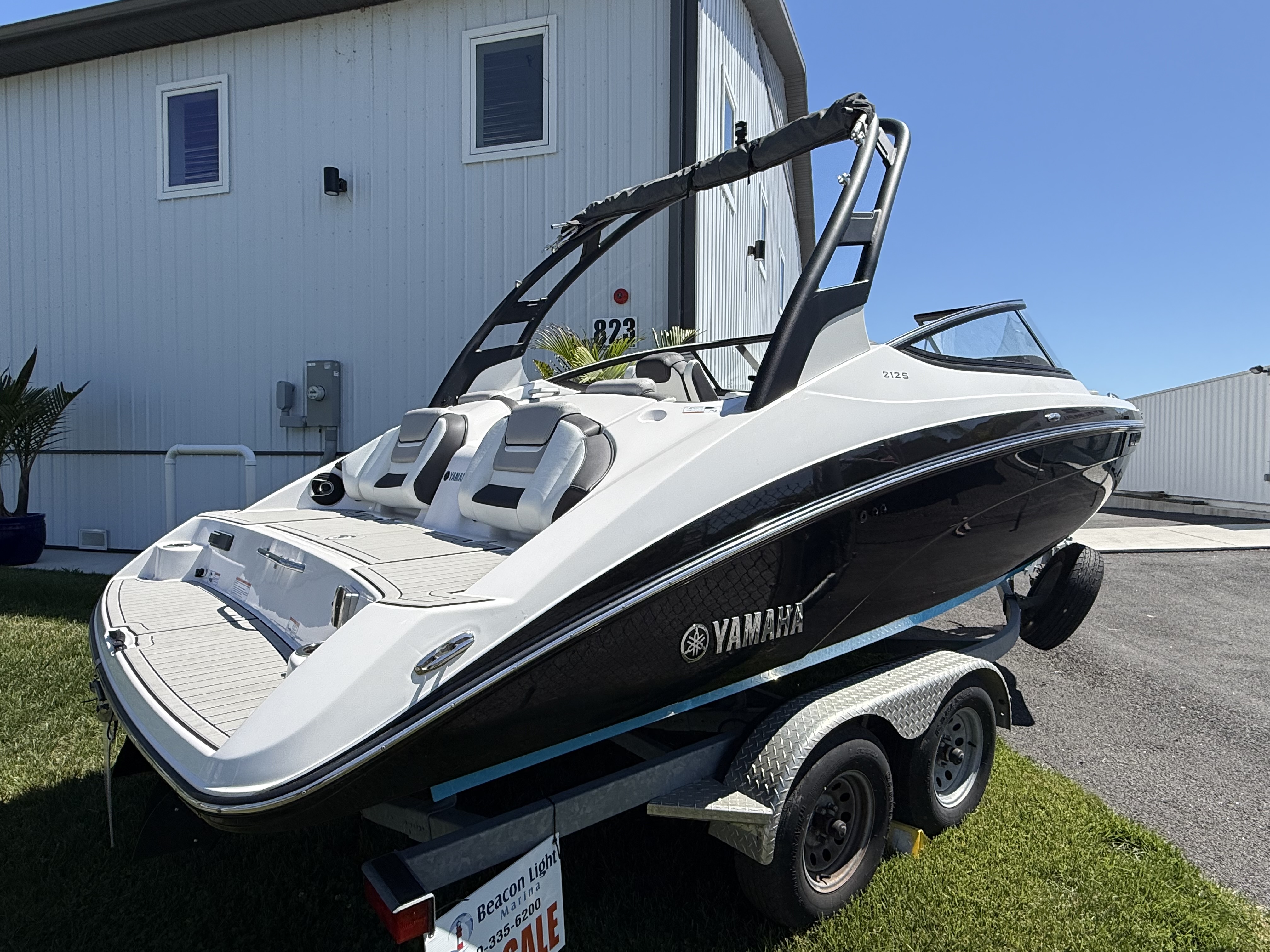 Used 2021 Yamaha 212S