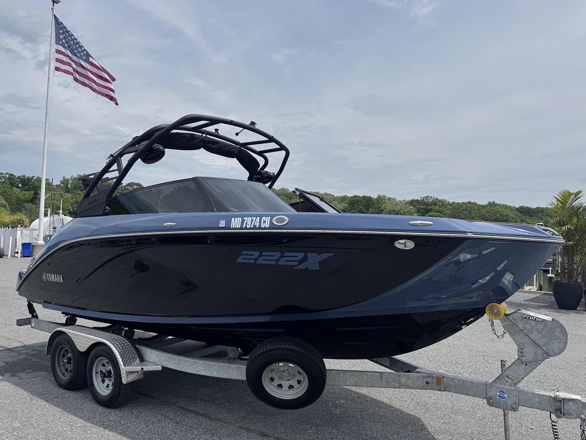 Used 2024 Yamaha 222XD
