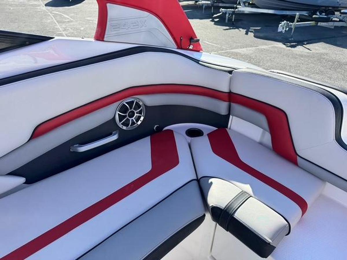 Used 2020 Yamaha 242XE