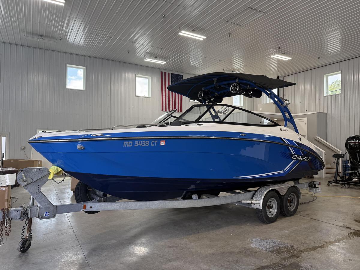 Used 2019 Yamaha 242XE