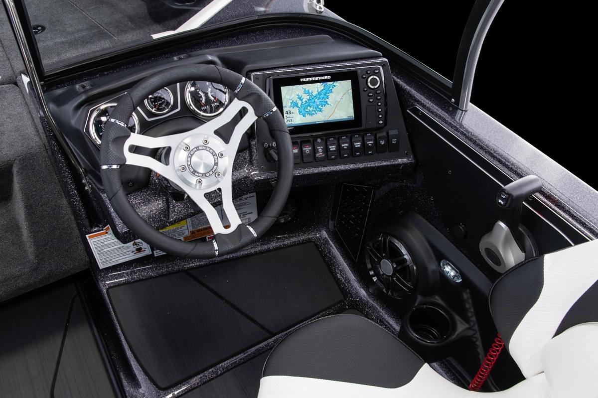 2026 Skeeter SOLERA205