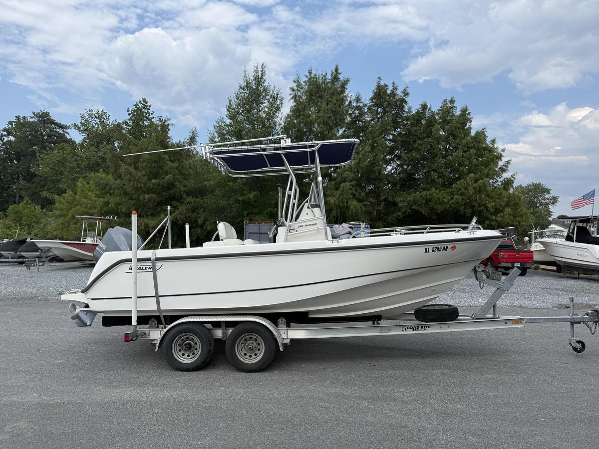 Used 2006 Boston Whaler 210 Outrage