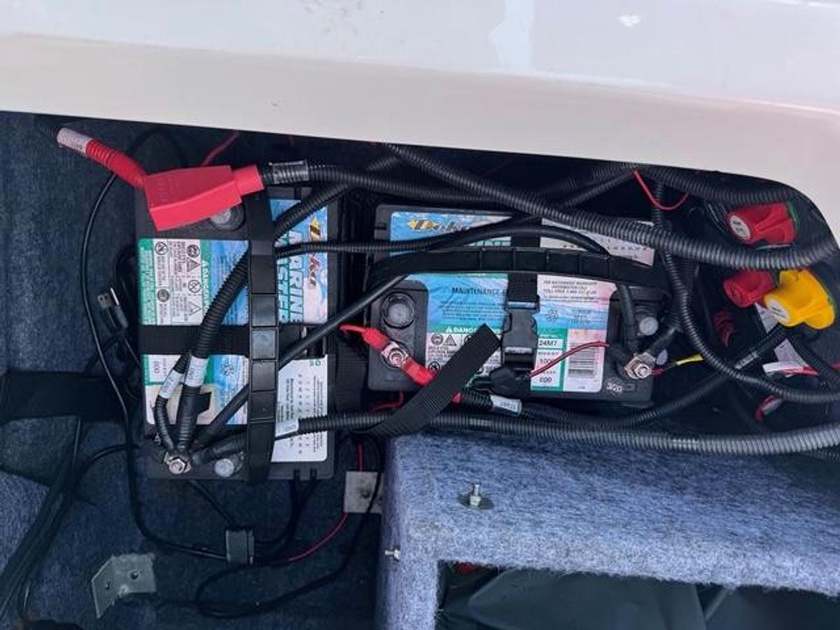 Used 2020 Yamaha 242XE