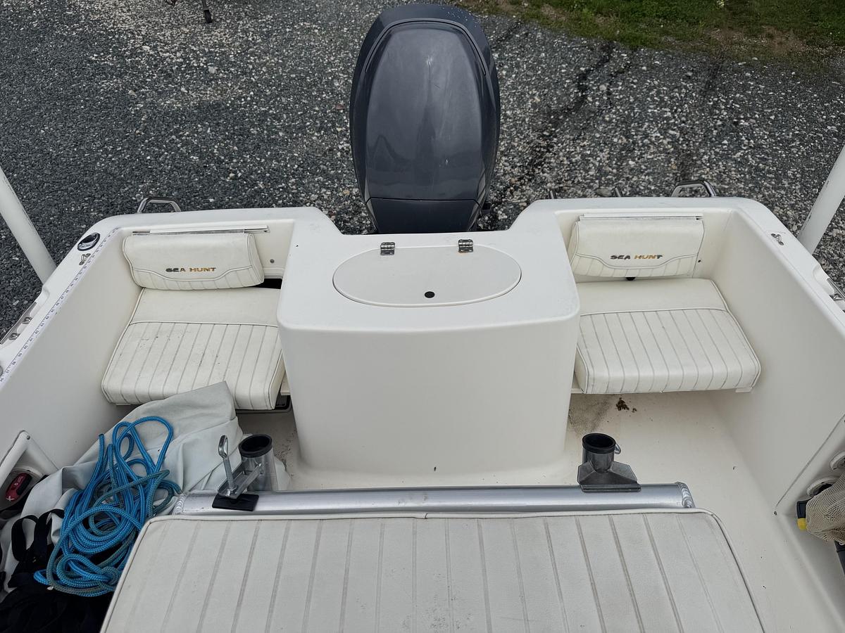 Used 2006 Sea Hunt 186 Triton