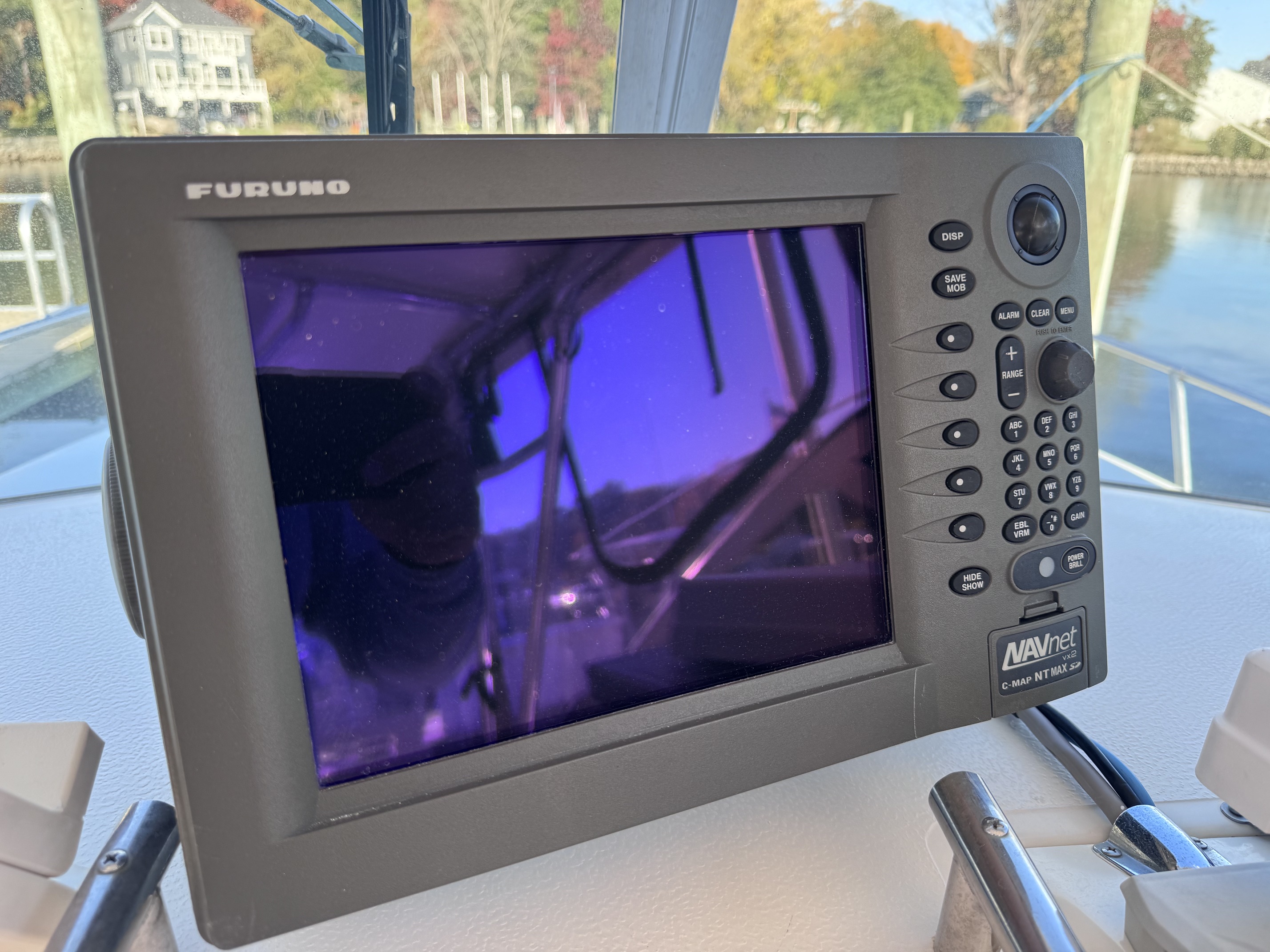 Used 2004 Pursuit 2870 Walkaround