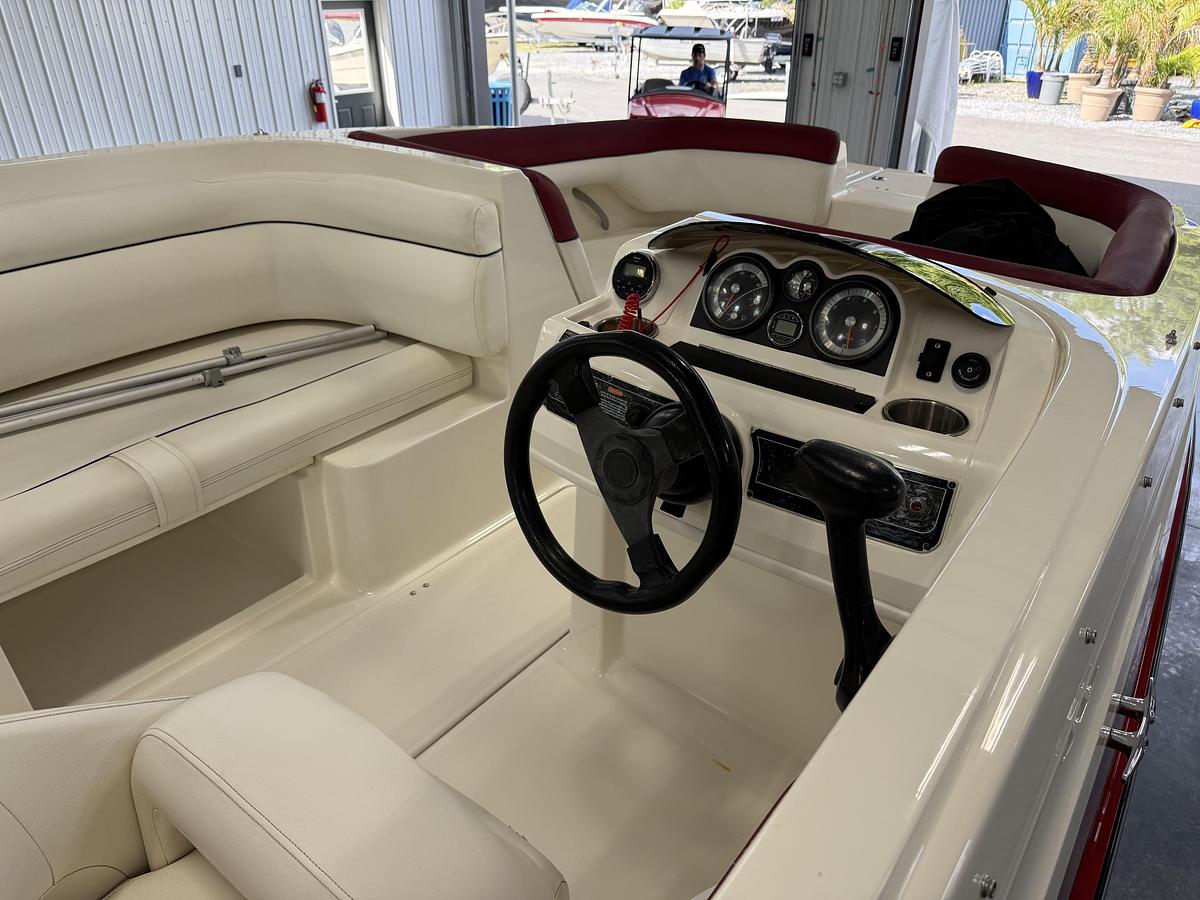 Used 2014 Bayliner 190 Deck Boat