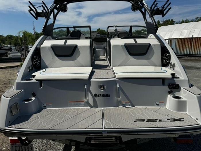 Used 2023 Yamaha Marine 222XE