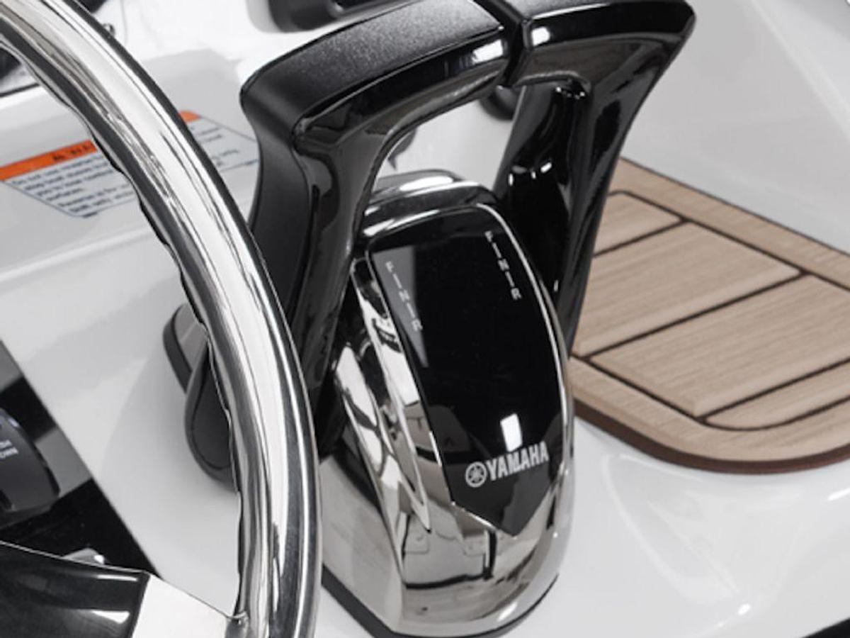 2025 Yamaha Marine 222 FSH Sport E Base