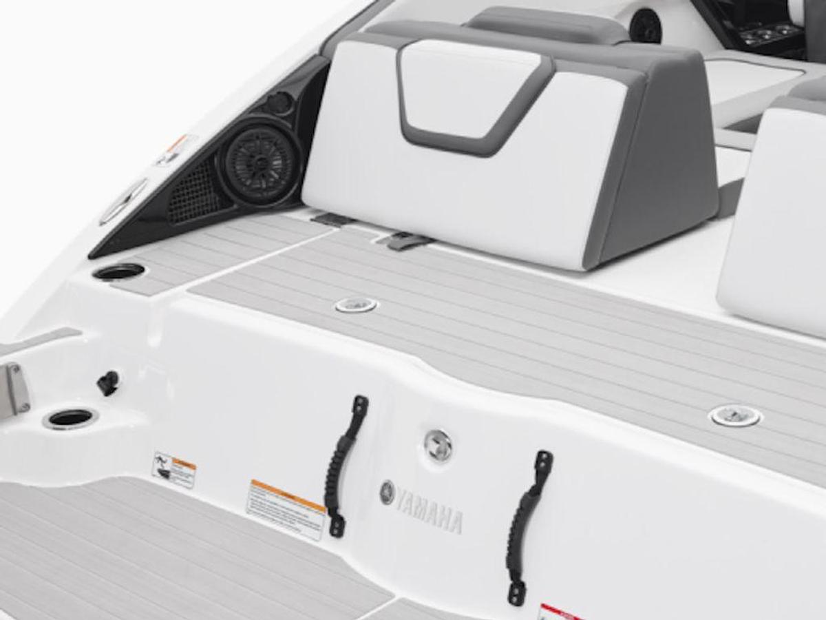 2025 Yamaha Marine AR250 Base