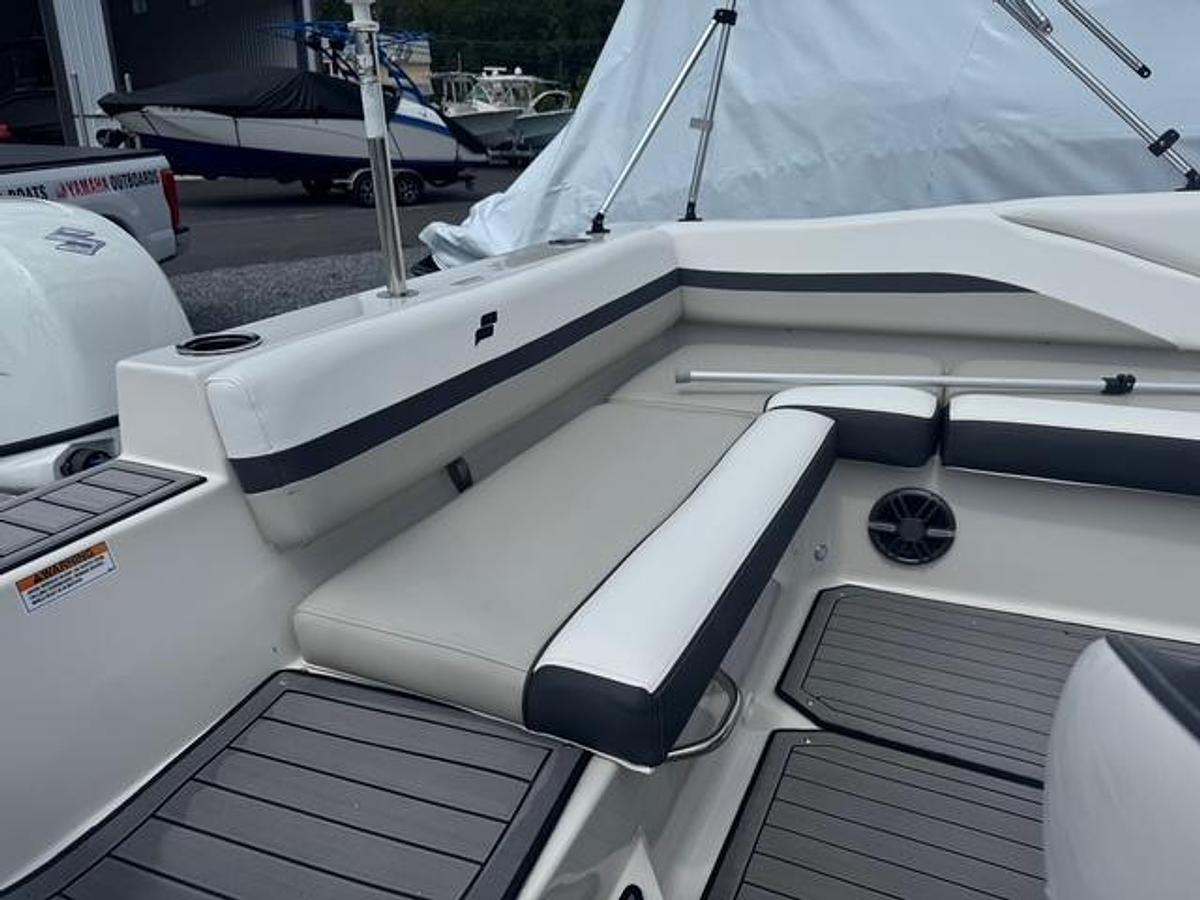 Used 2024 Yamaha SVX 191