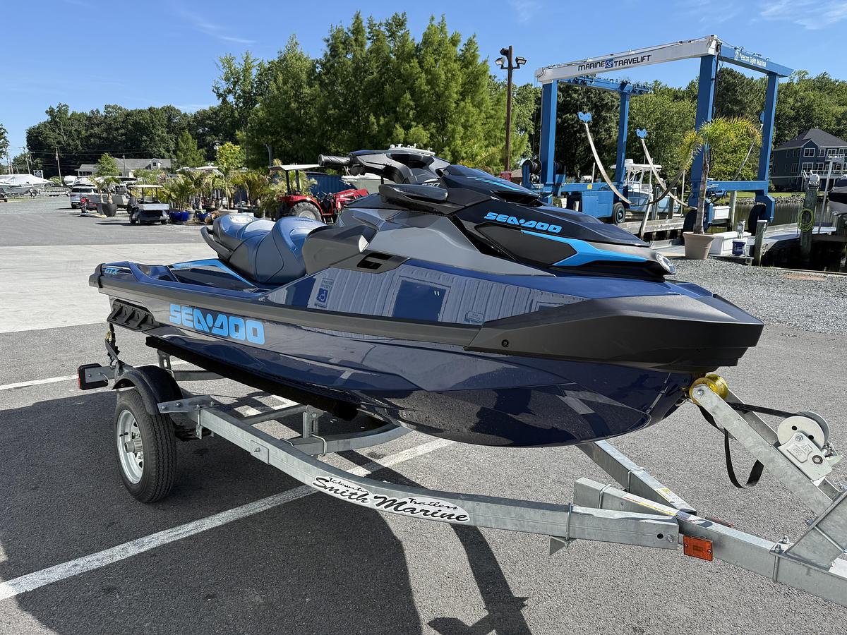 Used 2024 Sea Doo GTX230