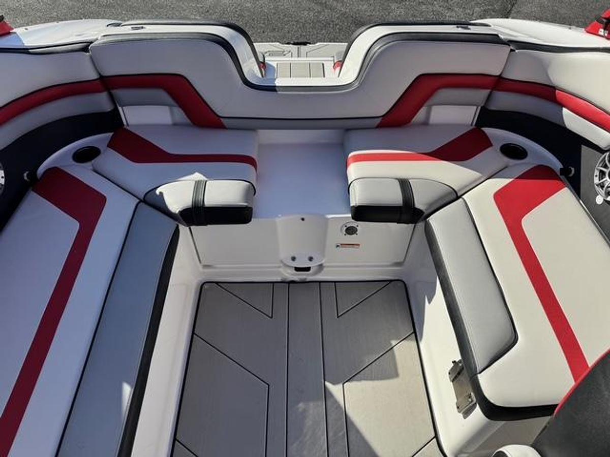 Used 2020 Yamaha 242XE