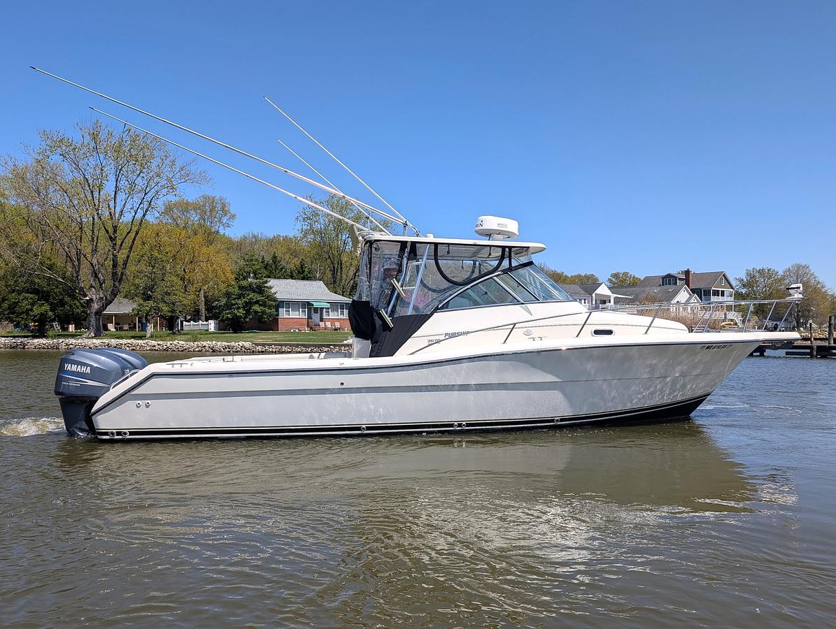 Used 2001 PURSUIT 3070 OFFSHORE