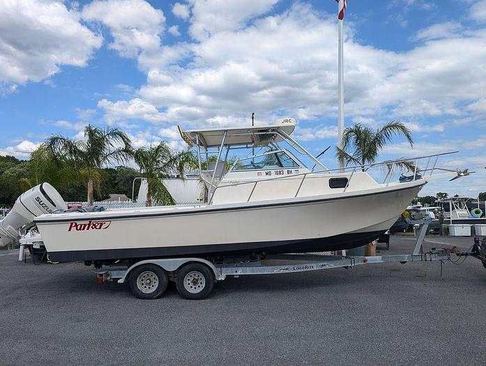 Used 1999 Parker 2510 WA