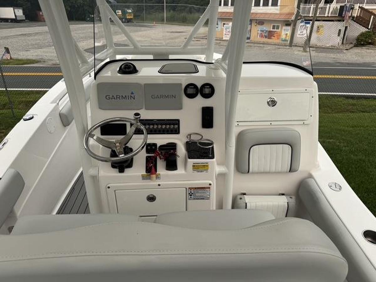Used 2022 Sea Fox 249 Avenger