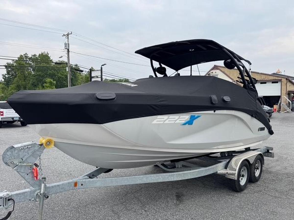 Used 2023 Yamaha Boats 222XD