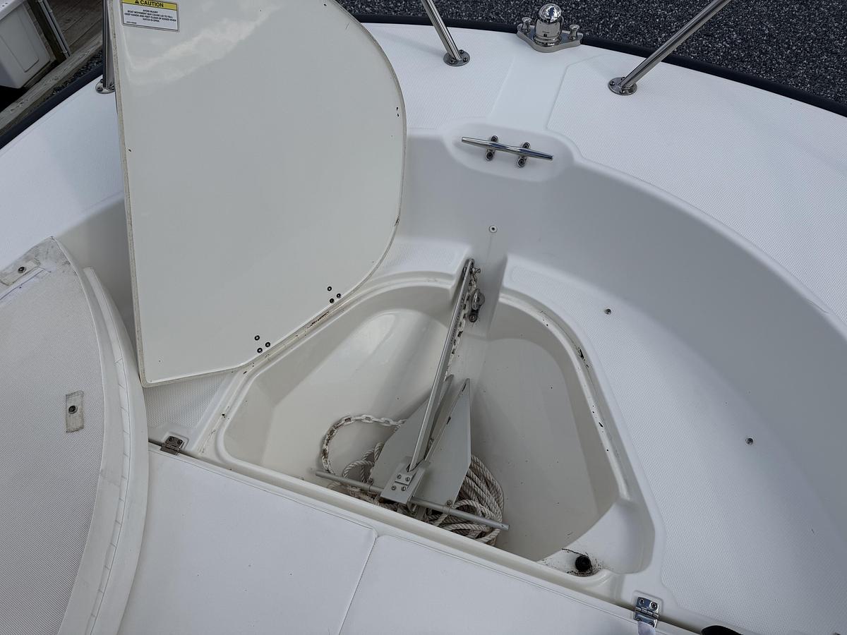 Used 2018 Boston Whaler 210 Montauk