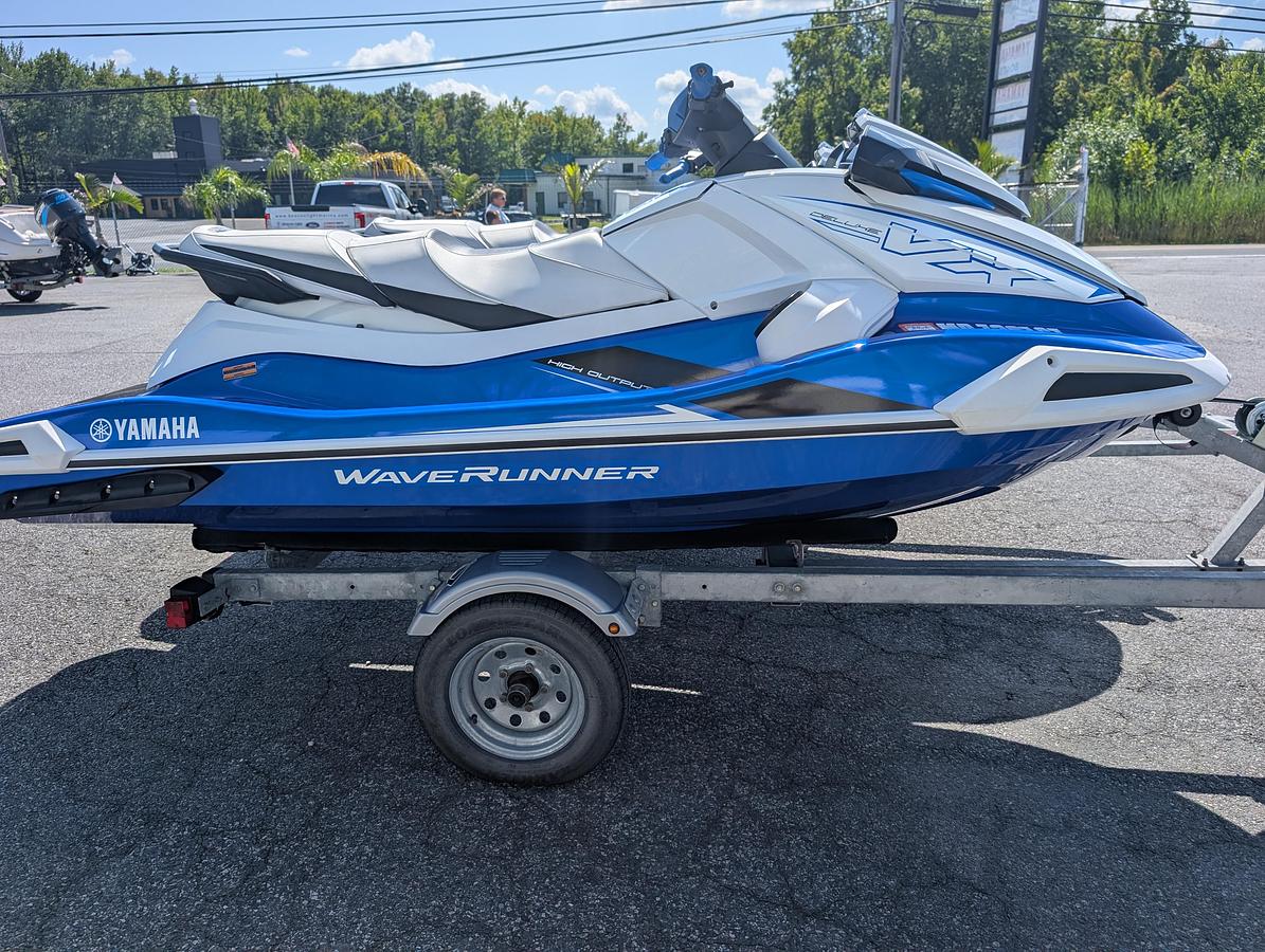 Used 2021 YAMAHA VX DELUXE