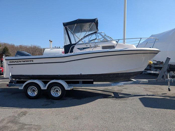 Used 2002 Grady White 208 Adventure