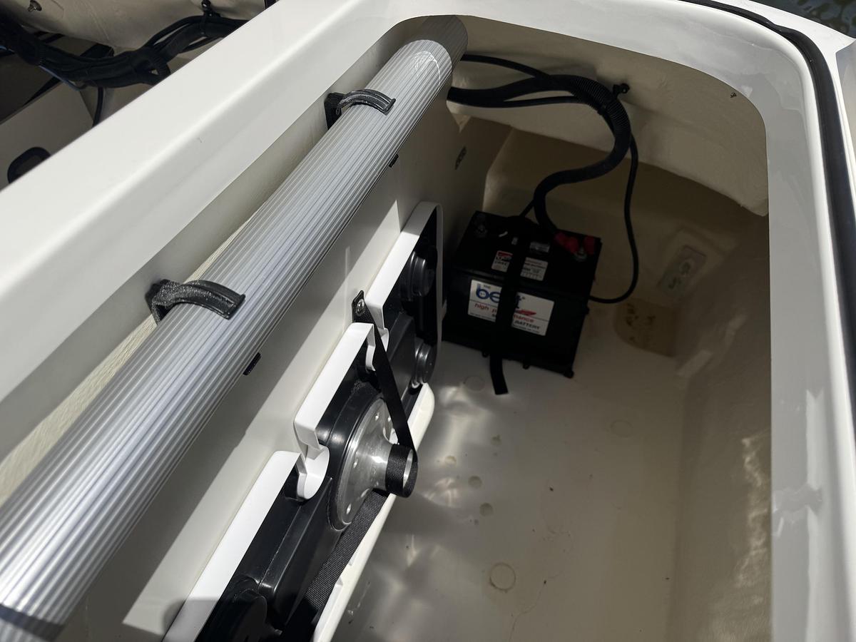 Used 2024 Bayliner VR6 OB