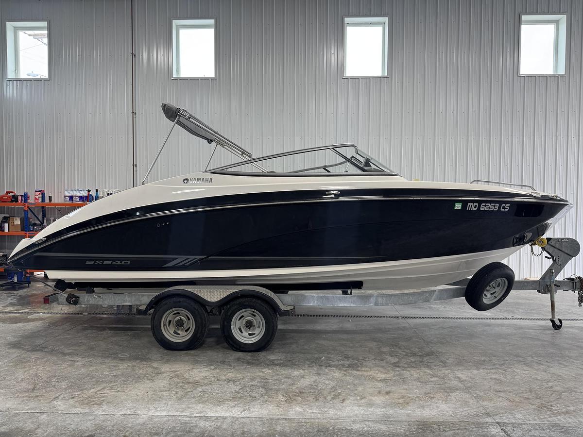 Used 2017 Yamaha SX240