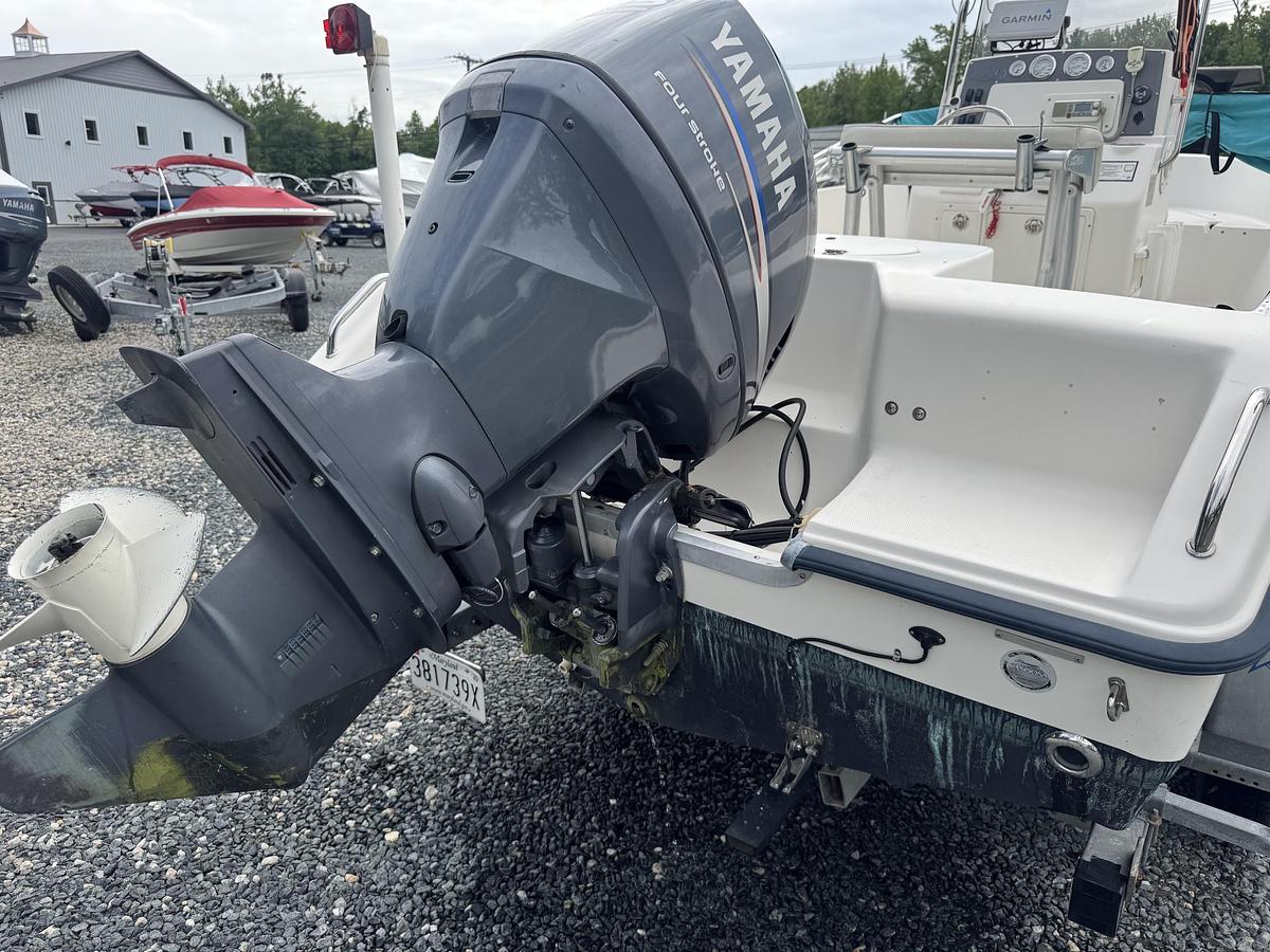 Used 2006 Sea Hunt 186 Triton