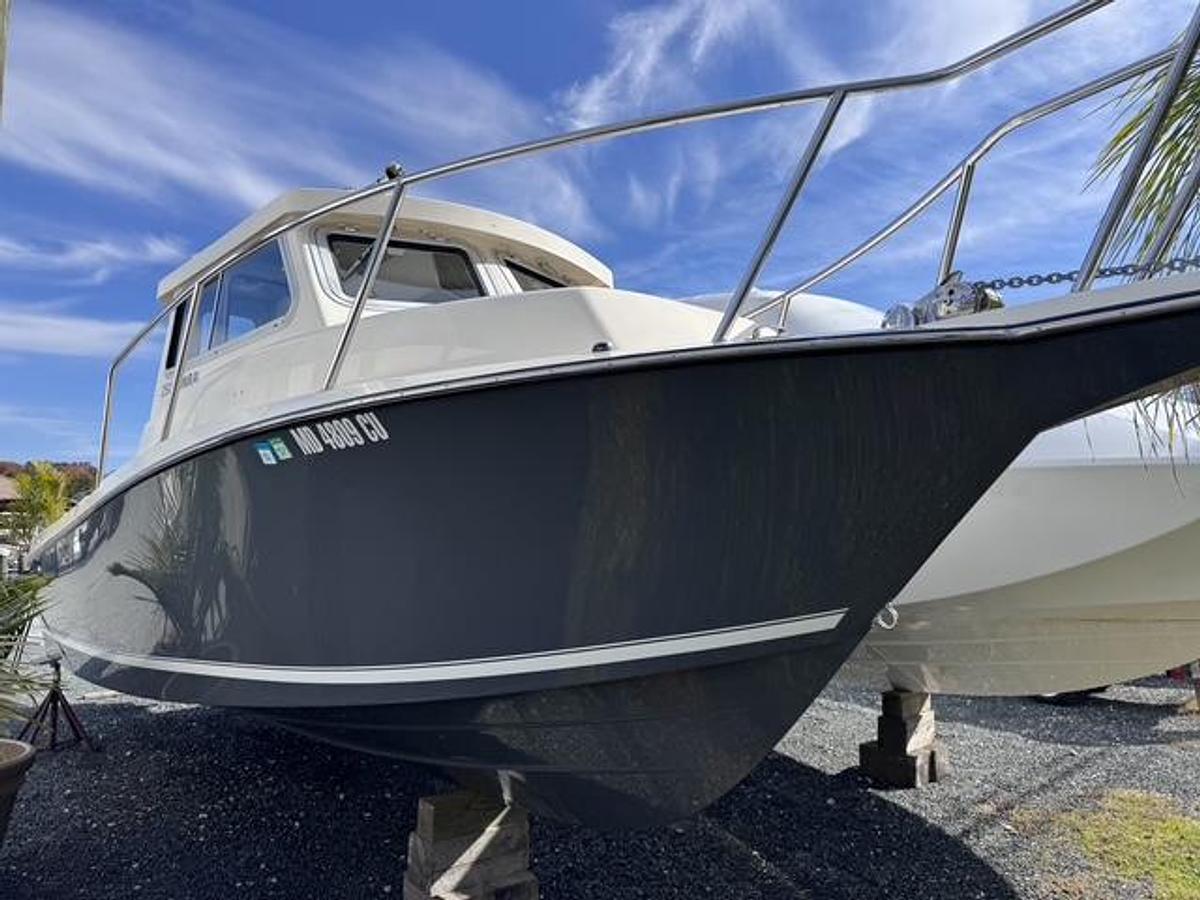 Used 2023 Defiance Admiral 250 EX