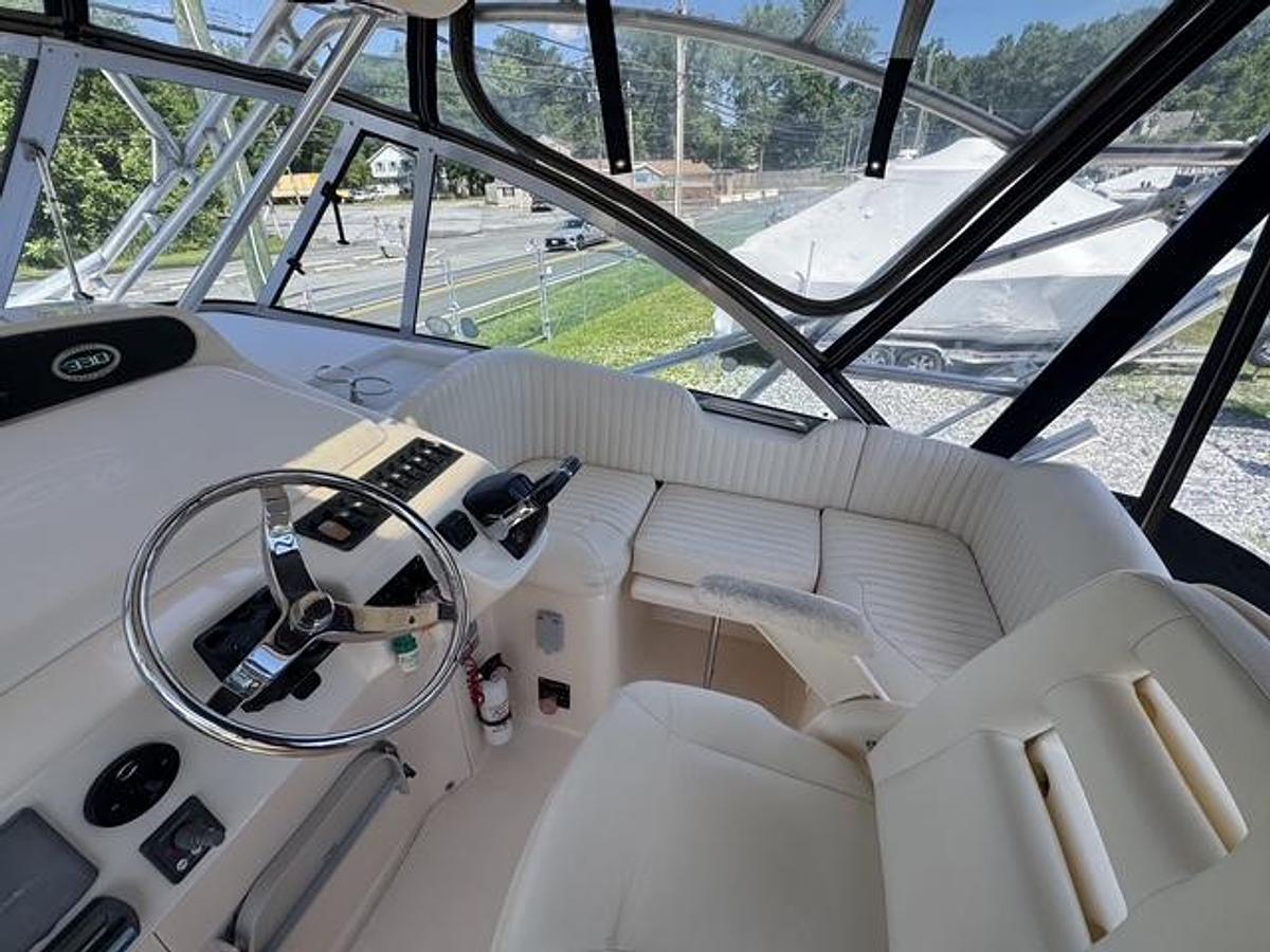 Used 2008 Grady White 330 Express