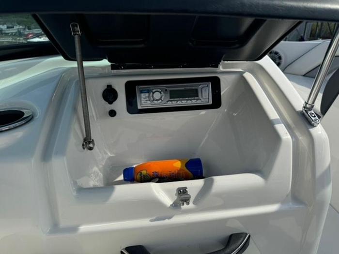 Used 2016 Yamaha Boats AR192