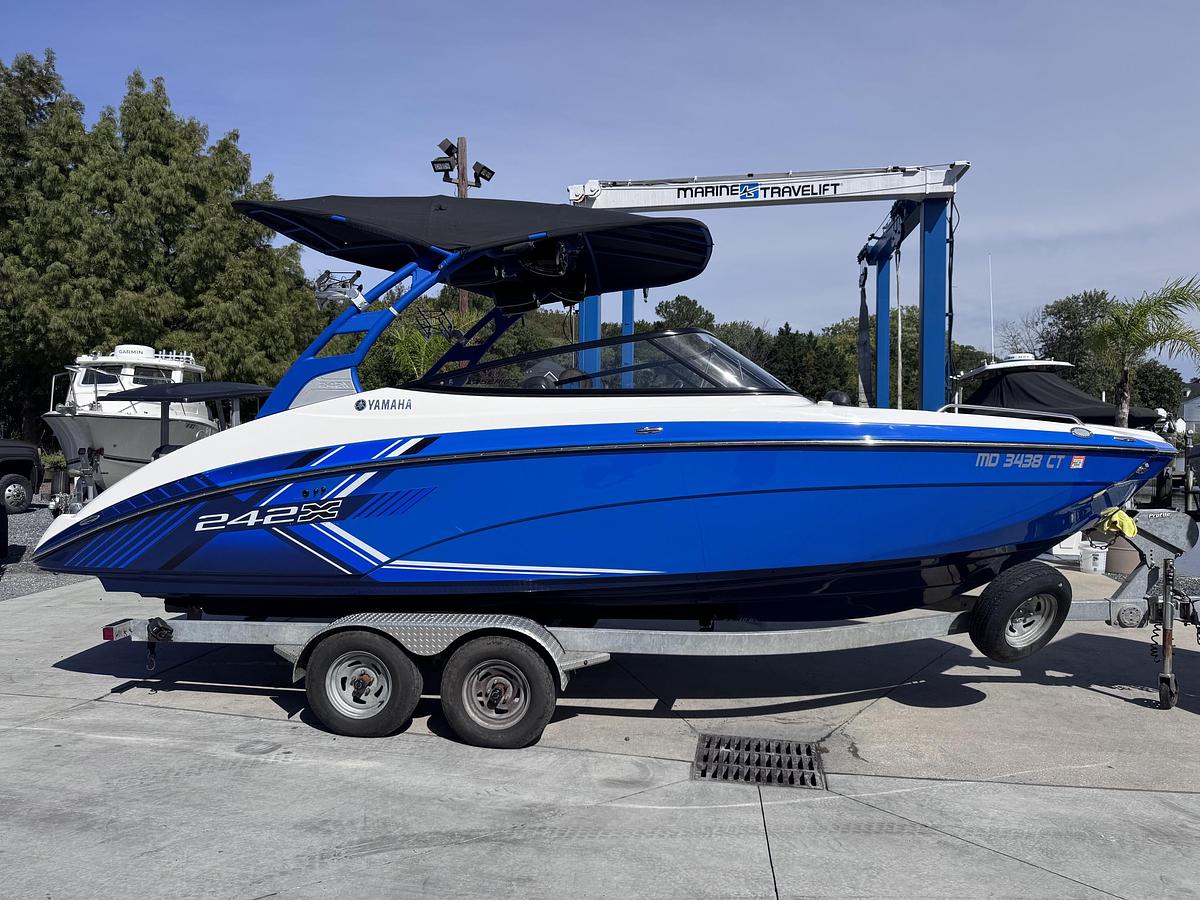 Used 2019 Yamaha 242XE