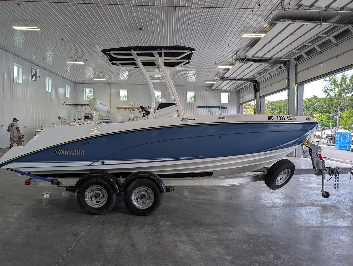 Used 2018 YAMAHA 210FSH SPORT