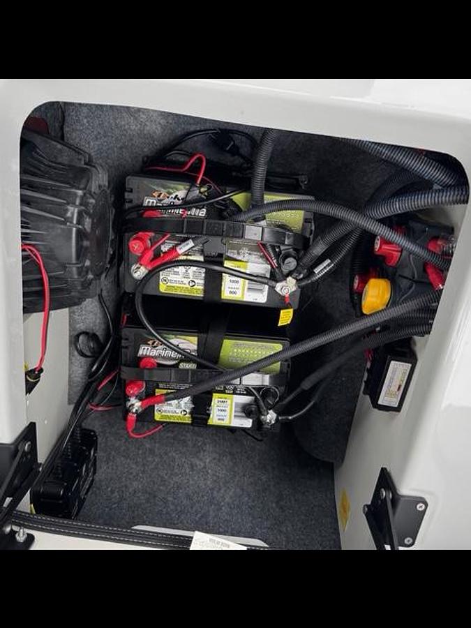 Used 2023 Yamaha Boats 222XD