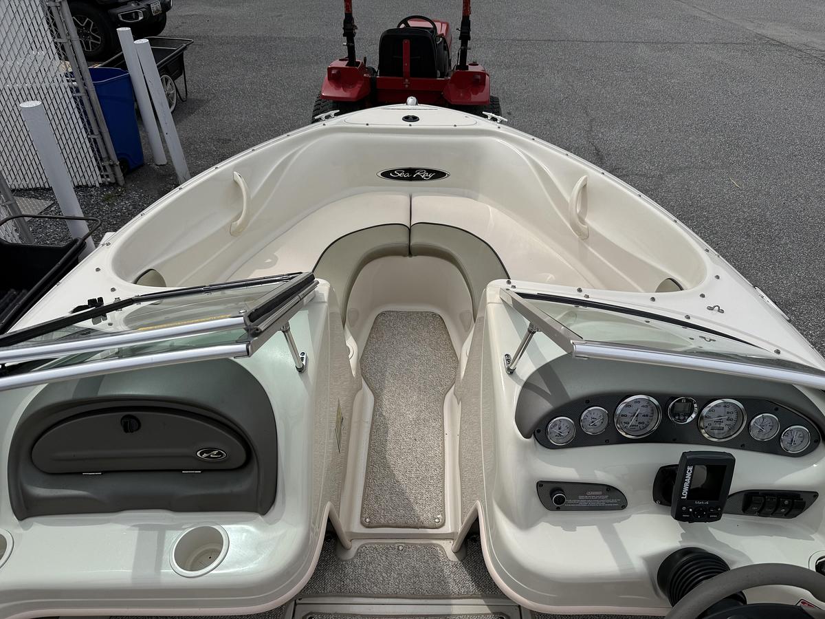 Used 2004 Sea Ray 185