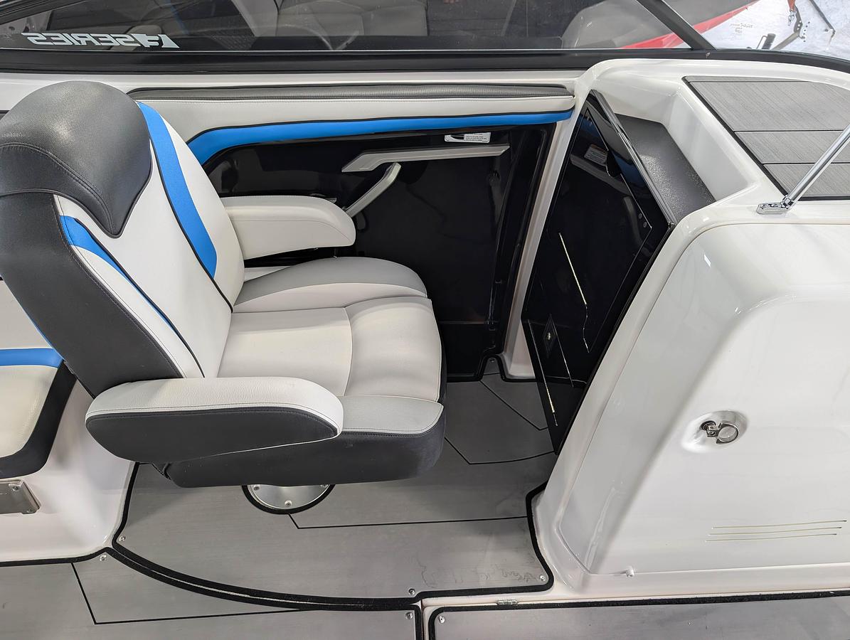Used 2019 YAMAHA 242X E-SERIES