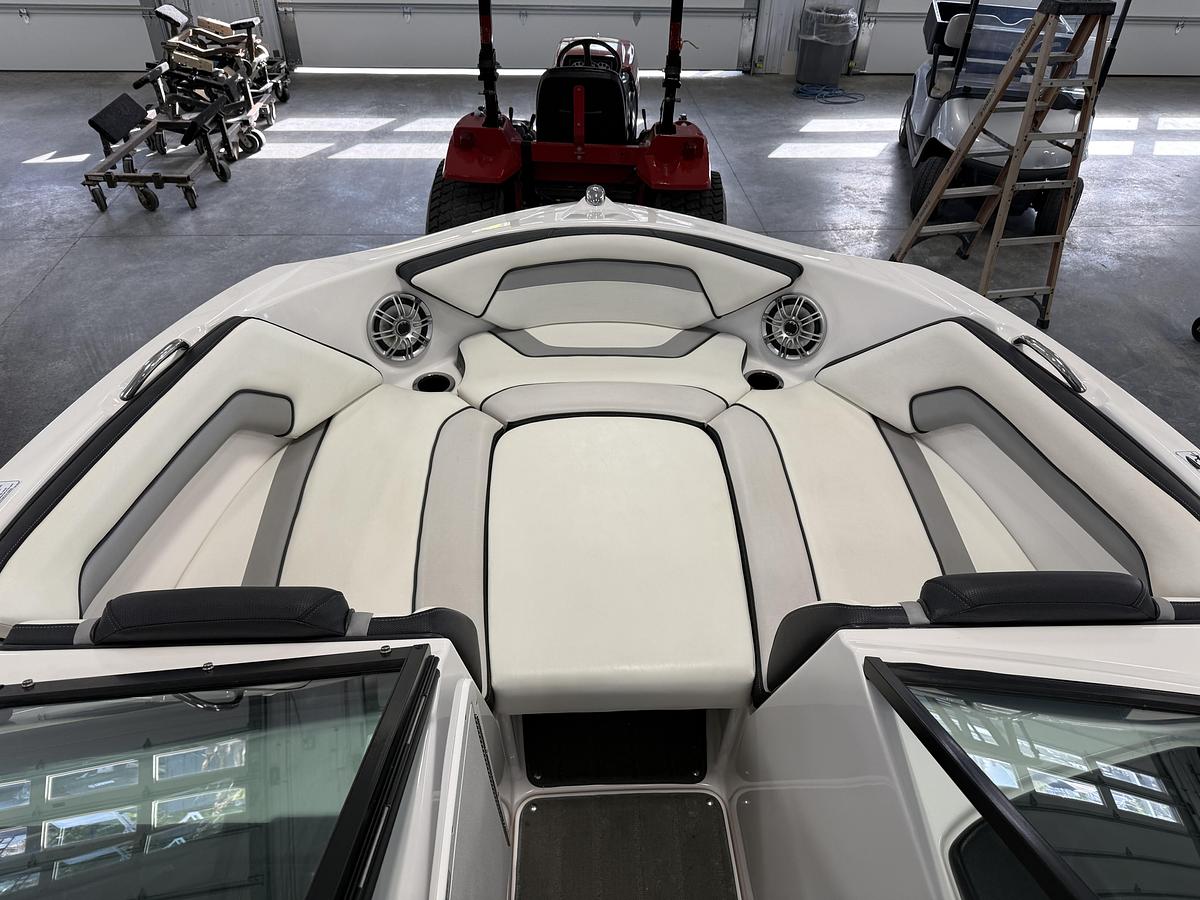 Used 2017 Yamaha AR195