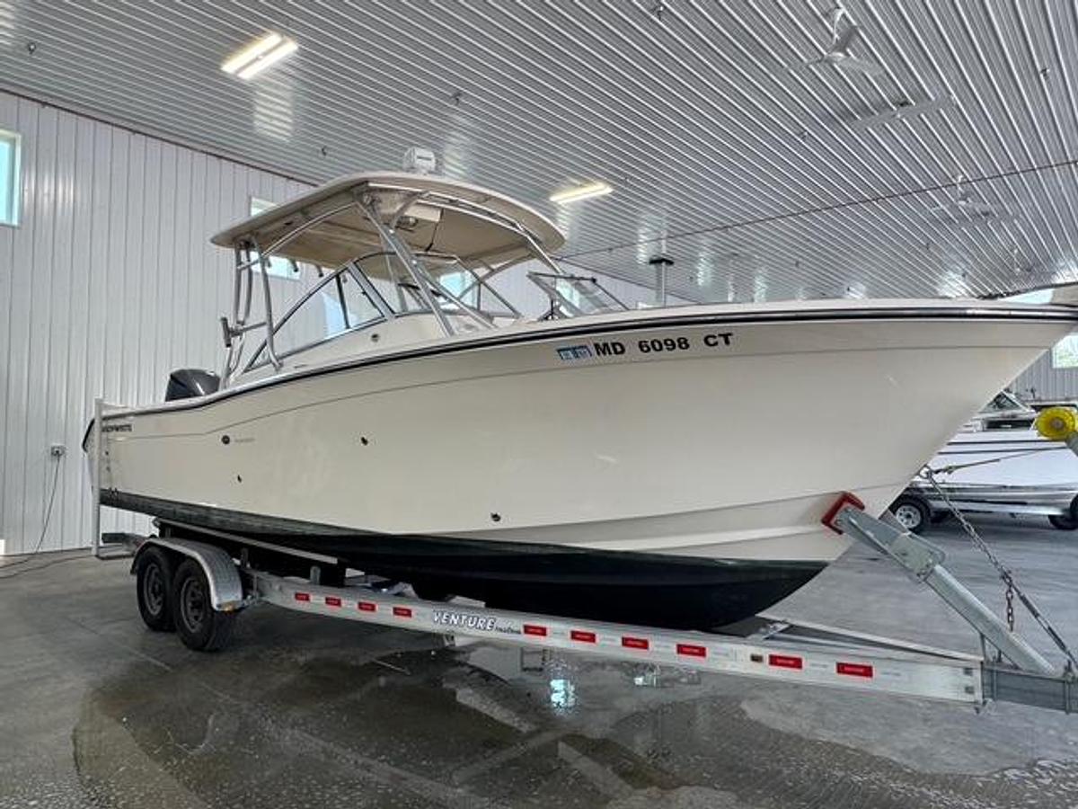 Used 2011 Grady White 275 Freedom