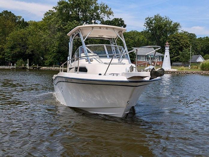 Used 2004 Grady White 258 Journey