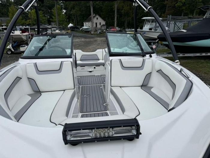 Used 2017 Yamaha Marine SX190
