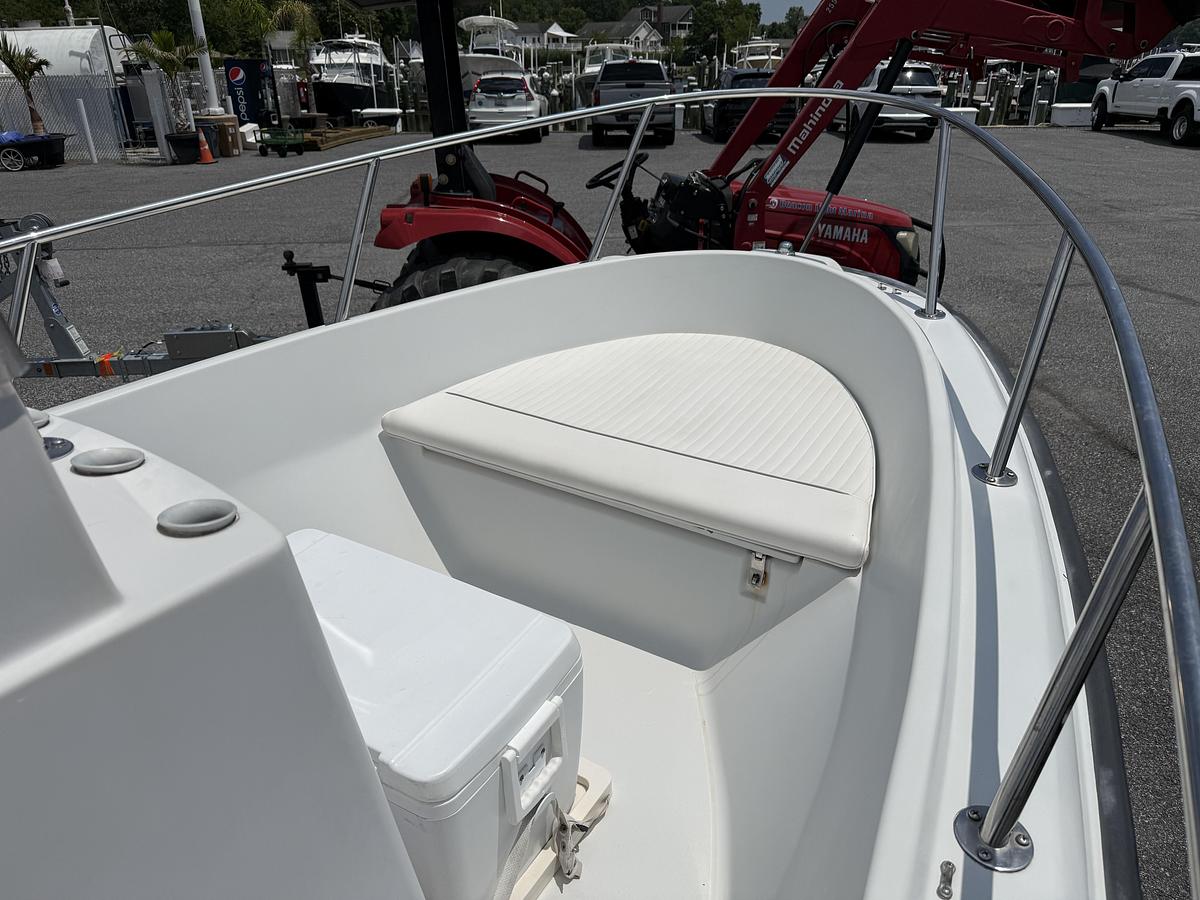 Used 1996 Boston Whaler Outrage