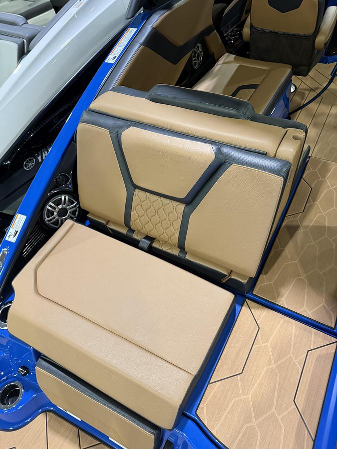 2026 Yamaha Boats 255XD