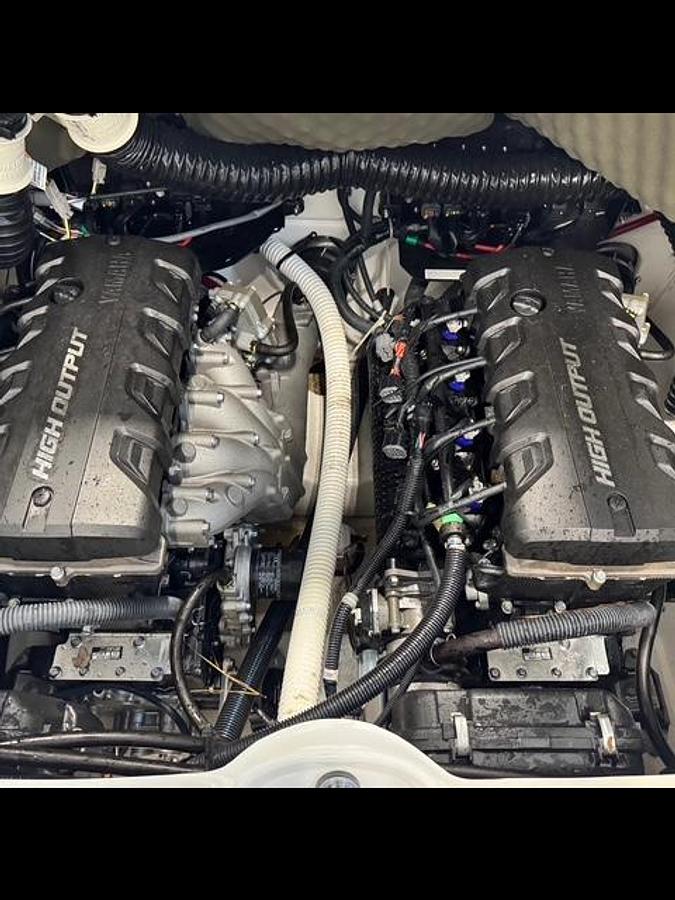 Used 2020 Yamaha 242SE