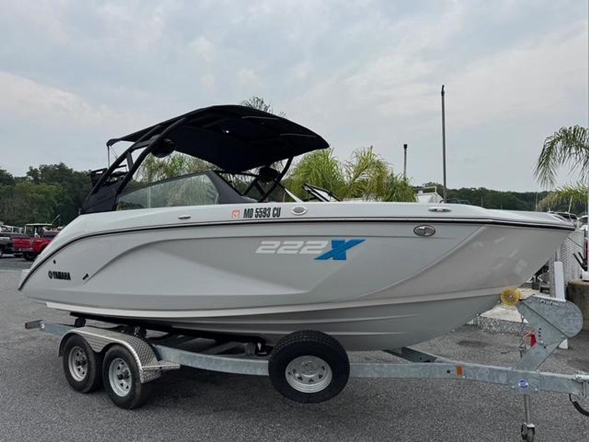 Used 2023 Yamaha Boats 222XD