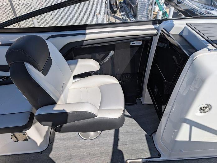 Used 2019 Yamaha Boats 242 Limited S