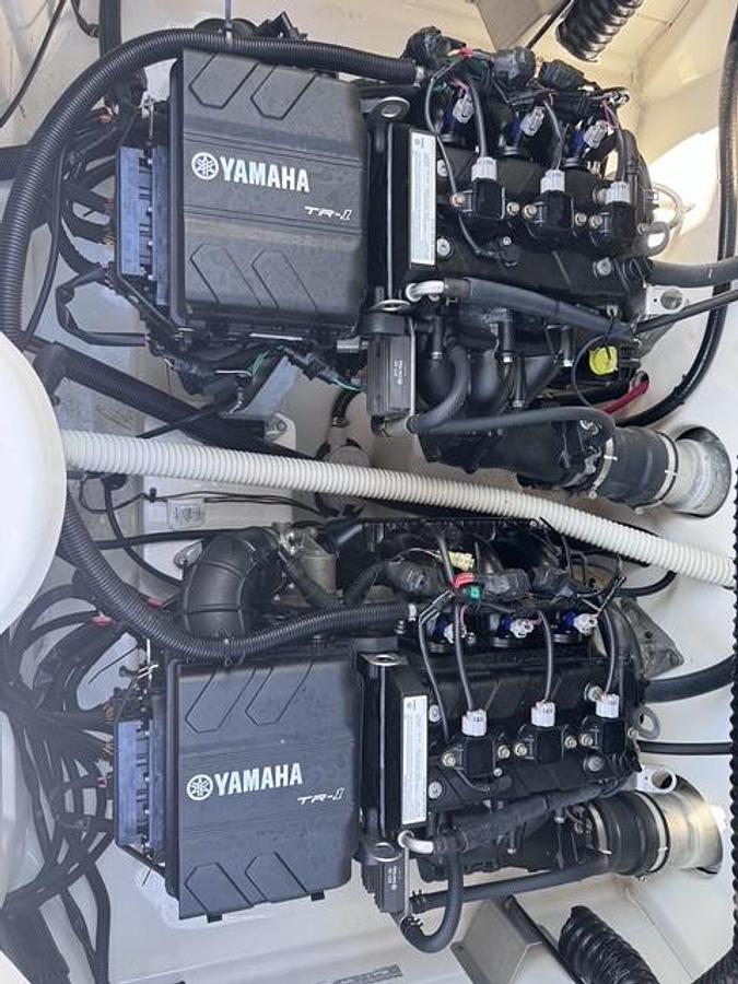 Used 2020 Yamaha AR210