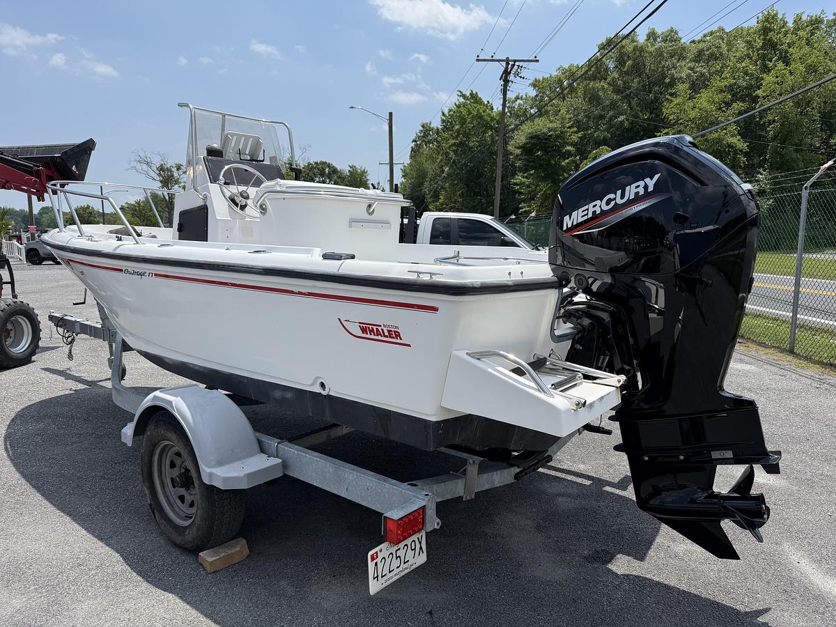 Used 1996 Boston Whaler Outrage