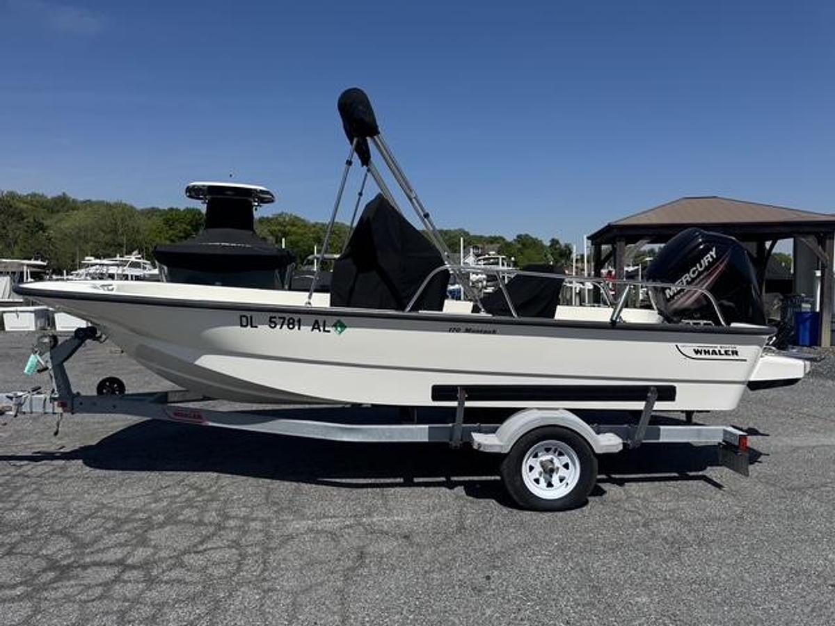 Used 2017 Boston Whaler 17 Montauk