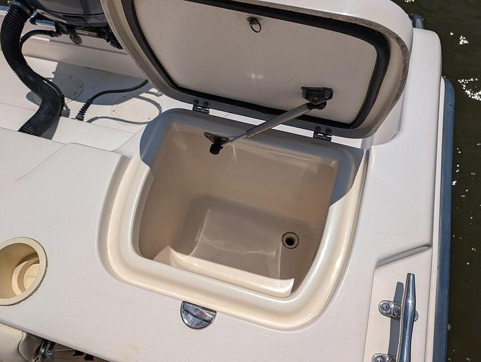 Used 2004 Grady White 258 Journey