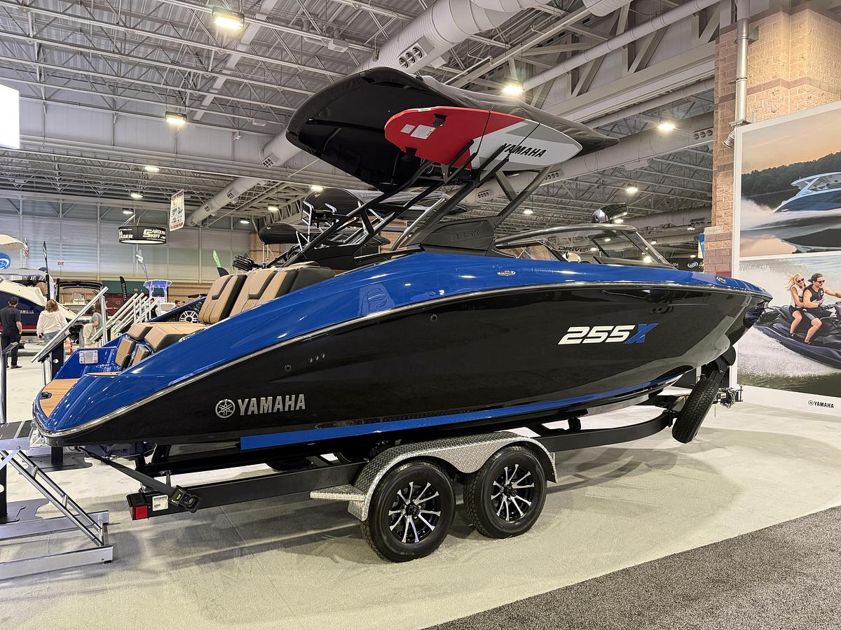 2026 Yamaha Boats 255XD