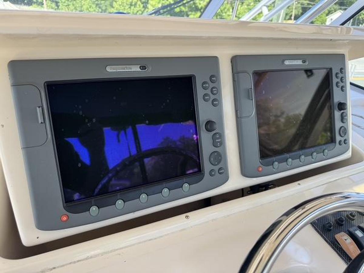 Used 2008 Grady White 330 Express