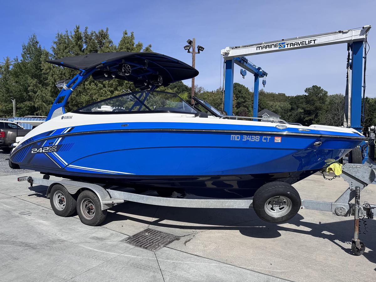 Used 2019 Yamaha 242XE